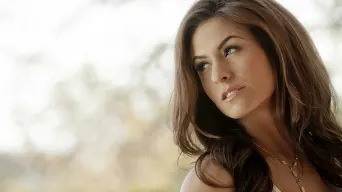 Danni Gee in 'Yearning'